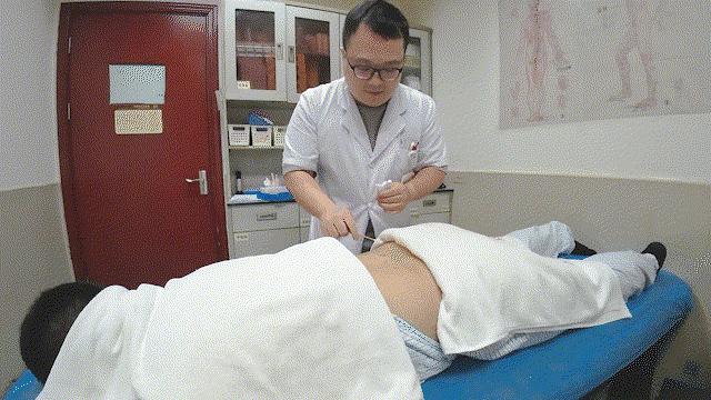 DƬ